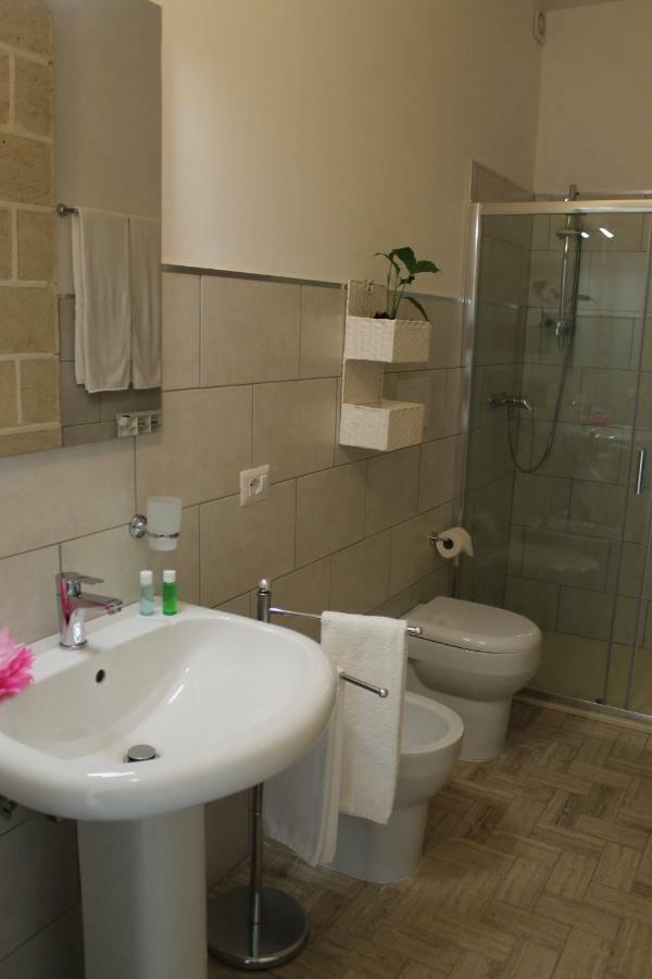 B&B Villa 16 Pini Lecce Exterior photo